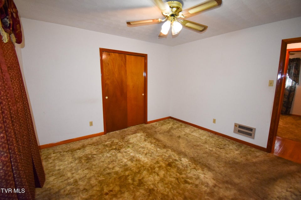 Photo #17: 263 Phyllis Drive