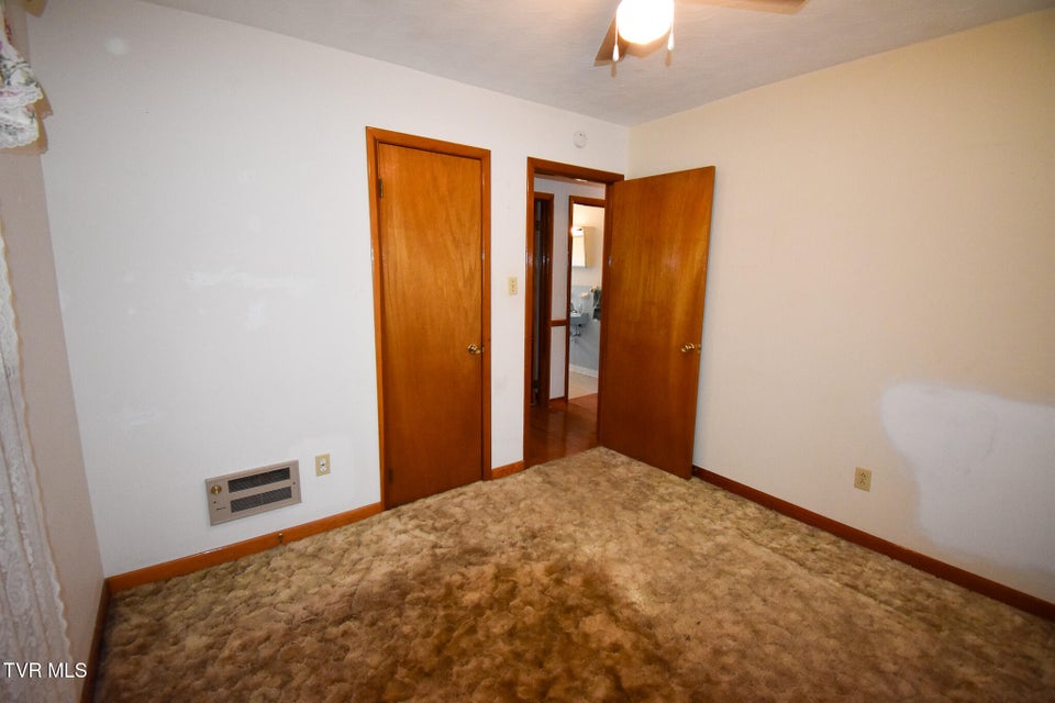 Photo #25: 263 Phyllis Drive