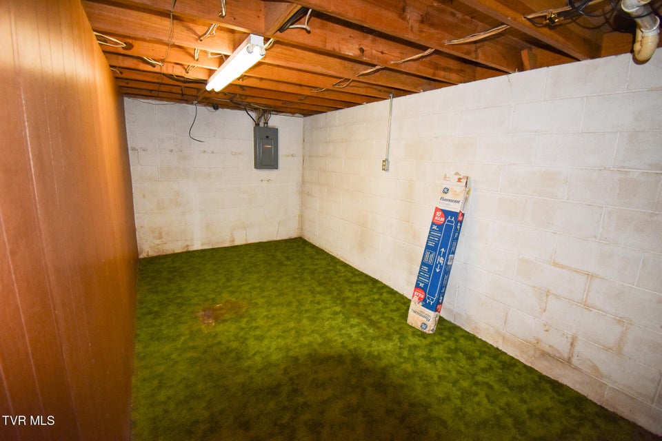 Photo #28: 263 Phyllis Drive
