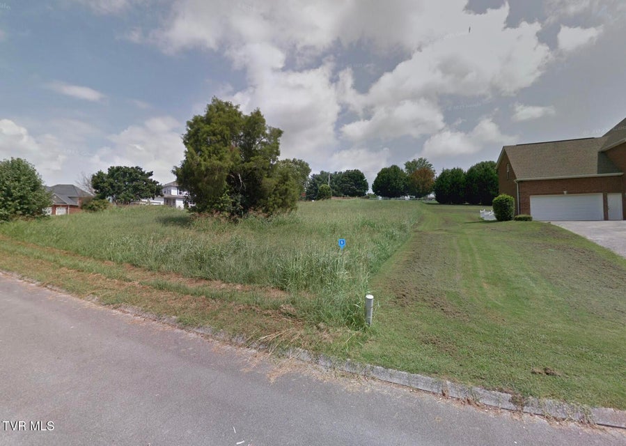 Photo #2: 4009 Wellington Boulevard
