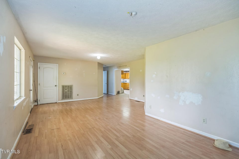 Photo #6: 1066 Summertown Highway