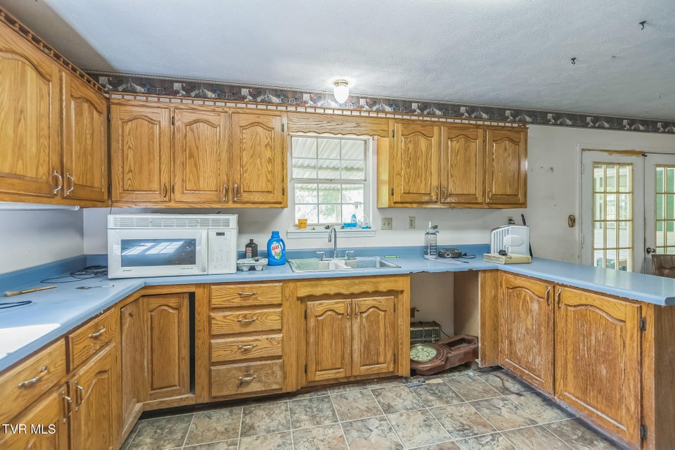 Photo #9: 1066 Summertown Highway