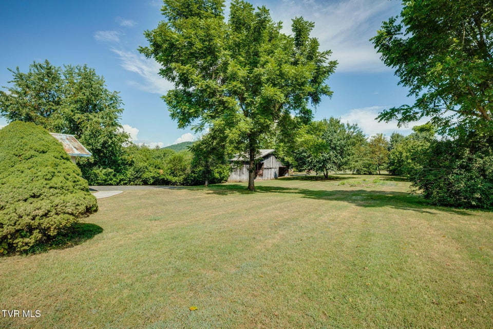 Photo #30: 333 Brentwood Drive