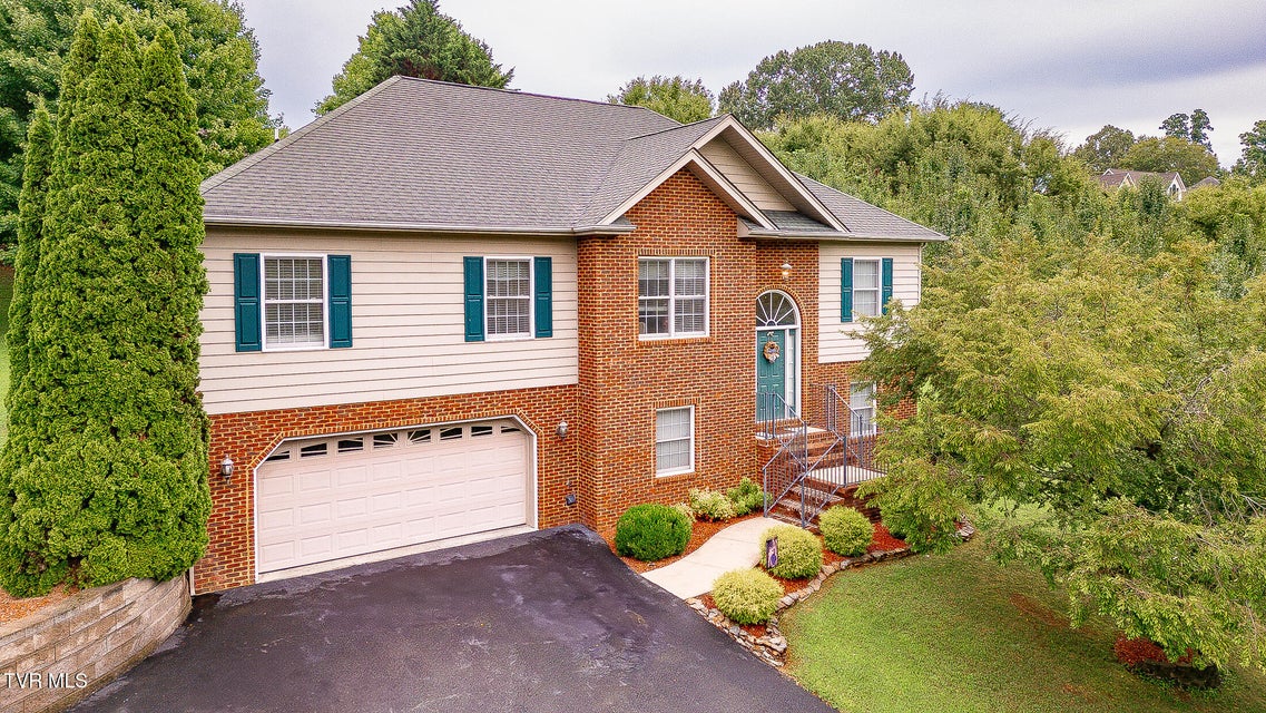 Photo #2: 1560 Rock Springs Road