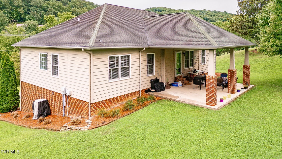 Photo #4: 1560 Rock Springs Road