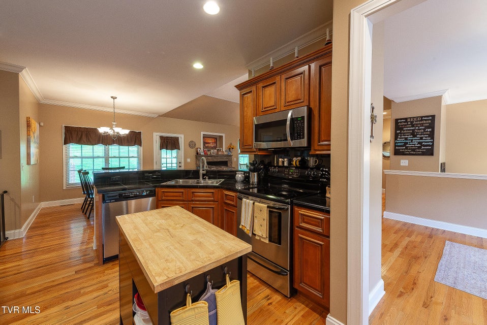 Photo #10: 1560 Rock Springs Road