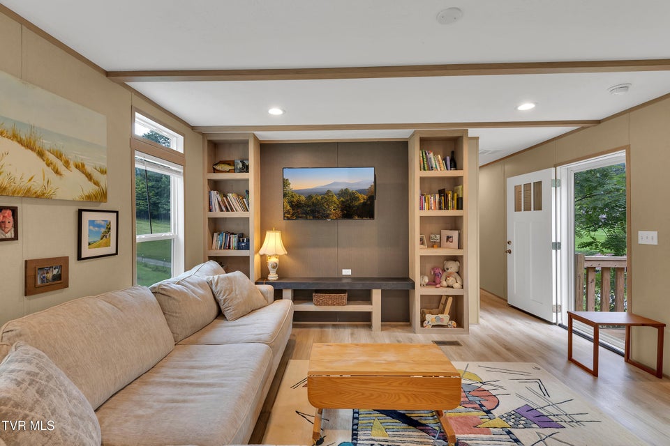 Photo #12: 874 Fairview Road