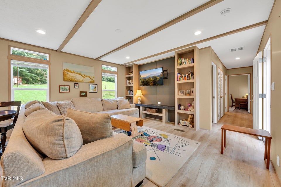 Photo #13: 874 Fairview Road