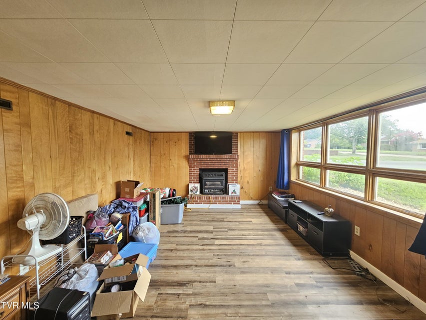 Photo #13: 1008 Lake Street