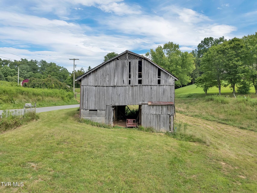 Photo #41: 874 Fairview Road