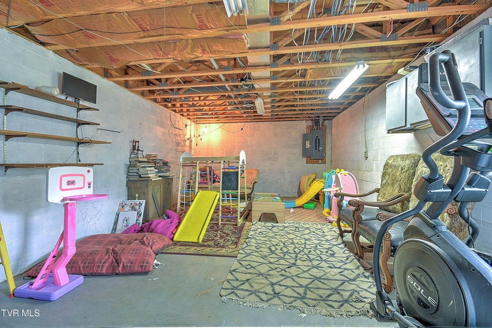 Photo #46: 203 Fairfield Drive