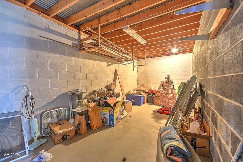 Photo #48: 203 Fairfield Drive