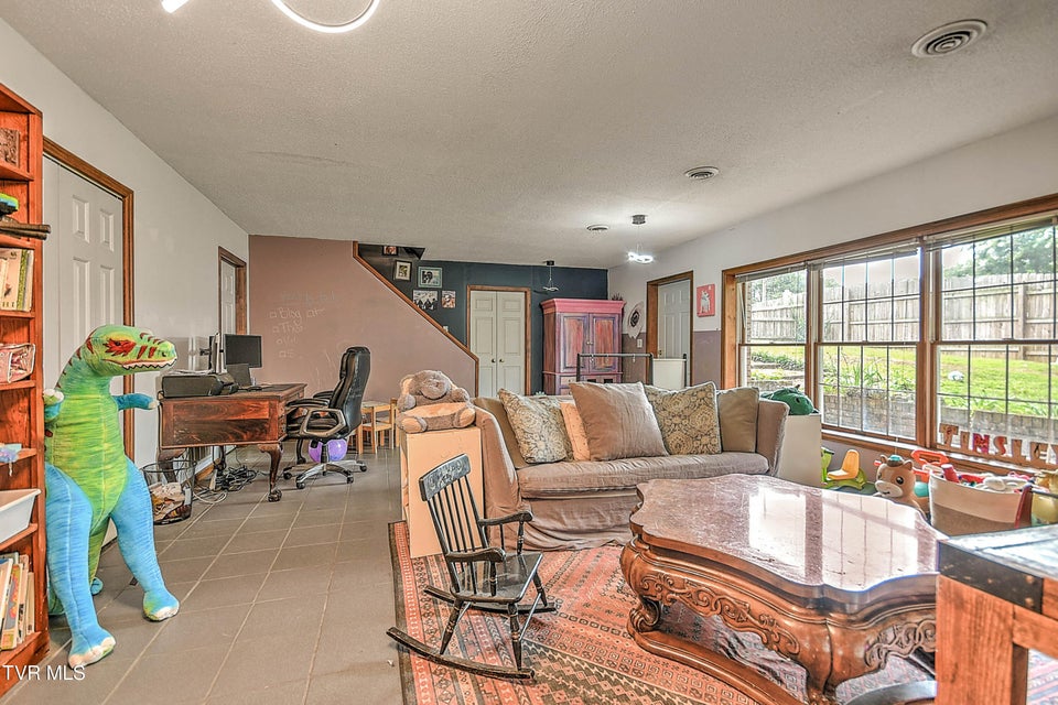 Photo #49: 203 Fairfield Drive