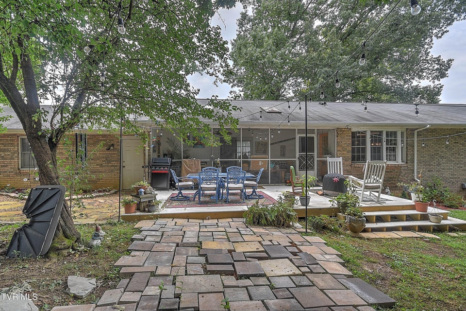 Photo #62: 203 Fairfield Drive
