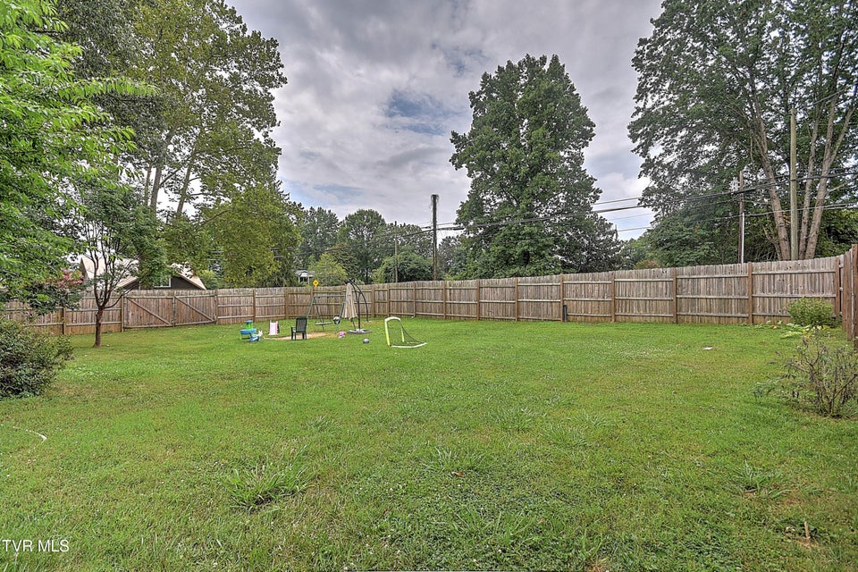 Photo #64: 203 Fairfield Drive