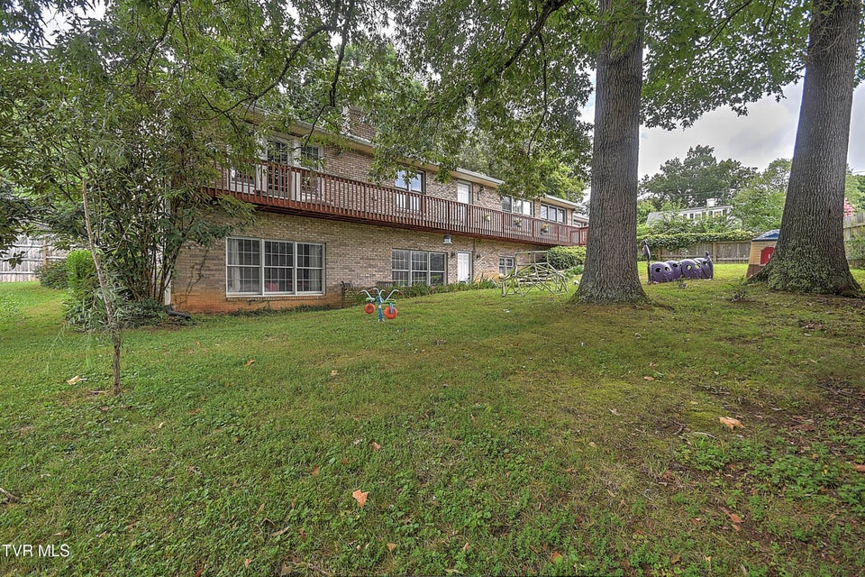 Photo #67: 203 Fairfield Drive
