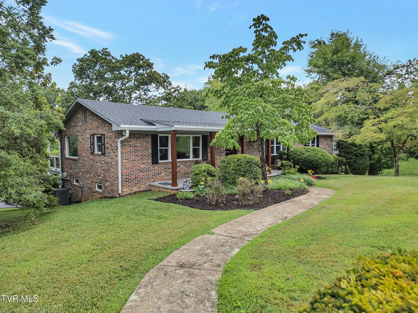 Photo #2: 902 Ringdove Lane