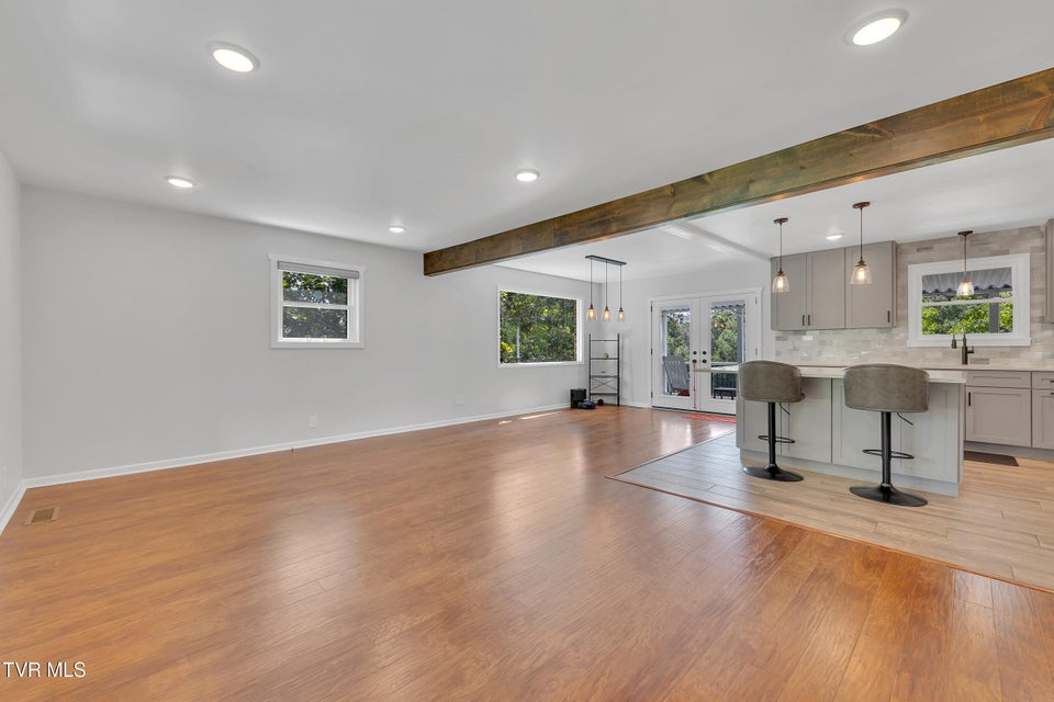 Photo #16: 902 Ringdove Lane