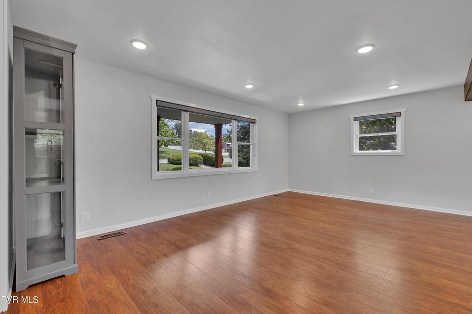Photo #18: 902 Ringdove Lane