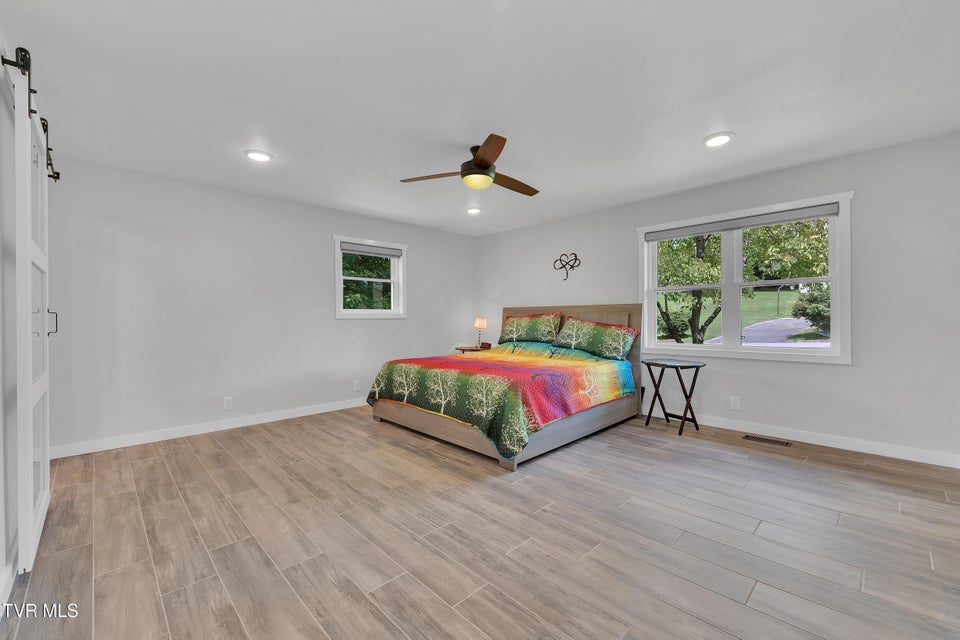 Photo #33: 902 Ringdove Lane