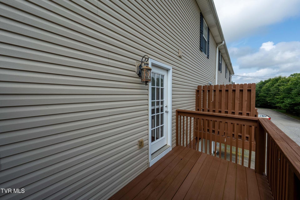 Photo #27: 1113 High Street