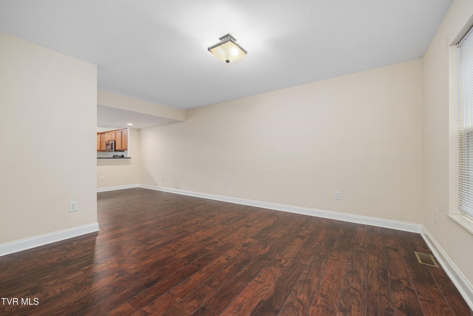 Photo #7: 1113 High Street