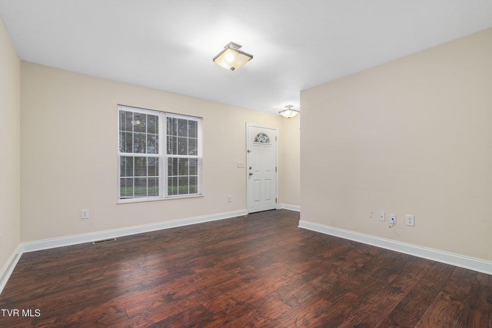Photo #10: 1113 High Street