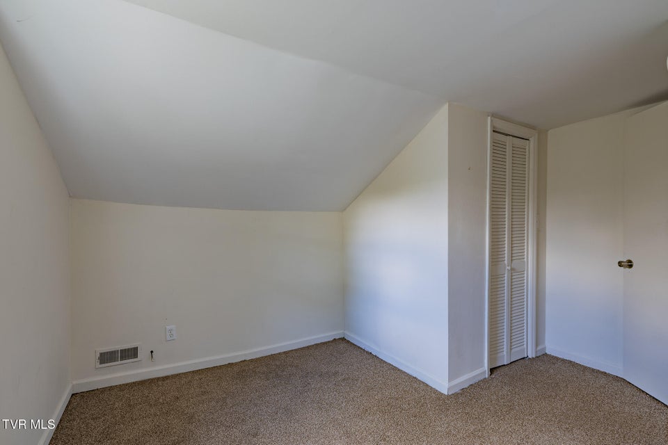 Photo #24: 421 Carolina Avenue