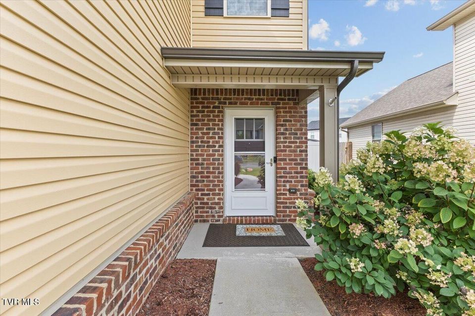 Photo #5: 1271 Lemongrass Drive