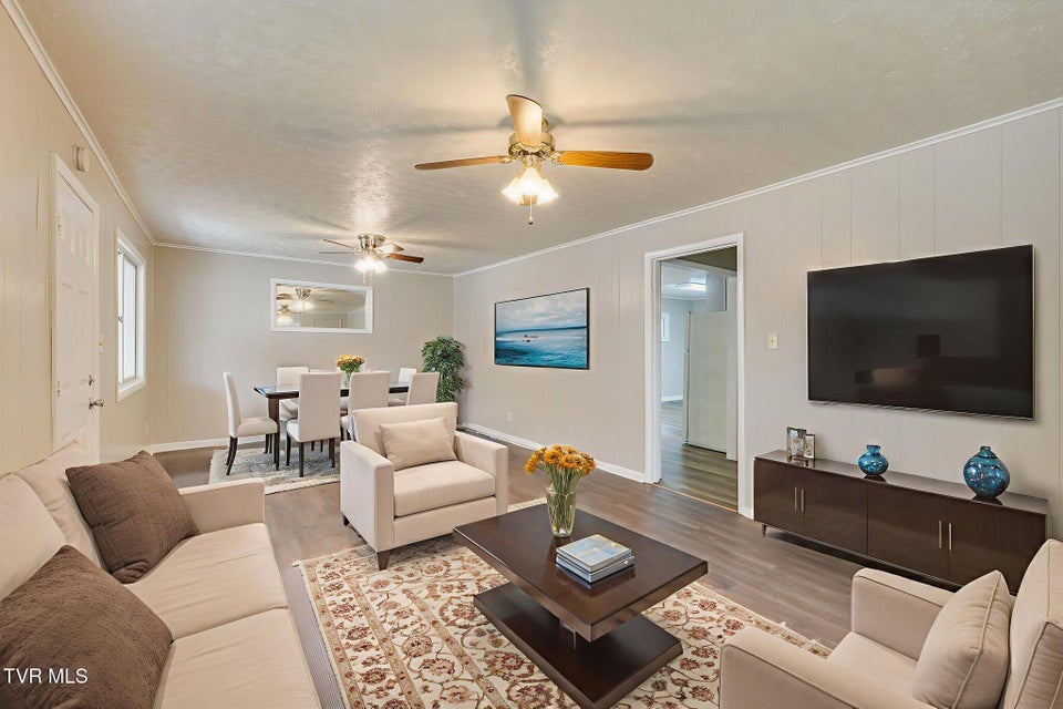 Photo #6: 976 Lynn Garden Drive