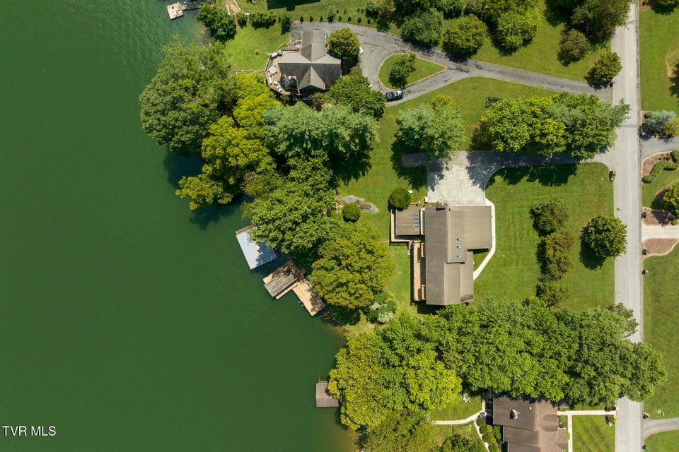 Photo #12: 218 Lake Meadow Drive