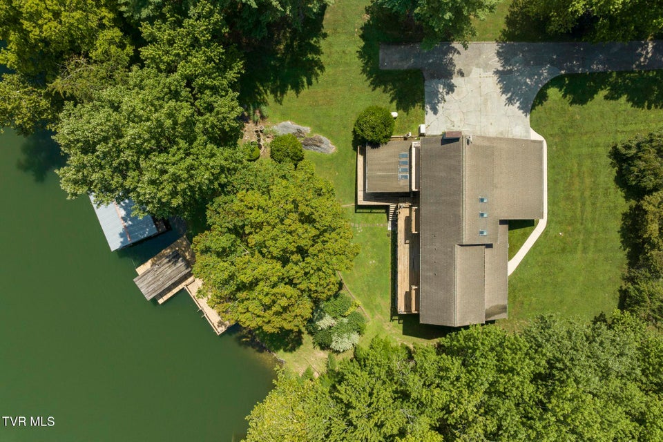 Photo #13: 218 Lake Meadow Drive