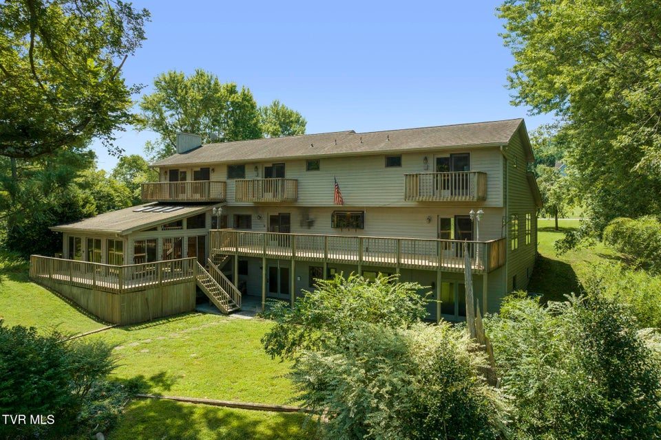 Photo #16: 218 Lake Meadow Drive