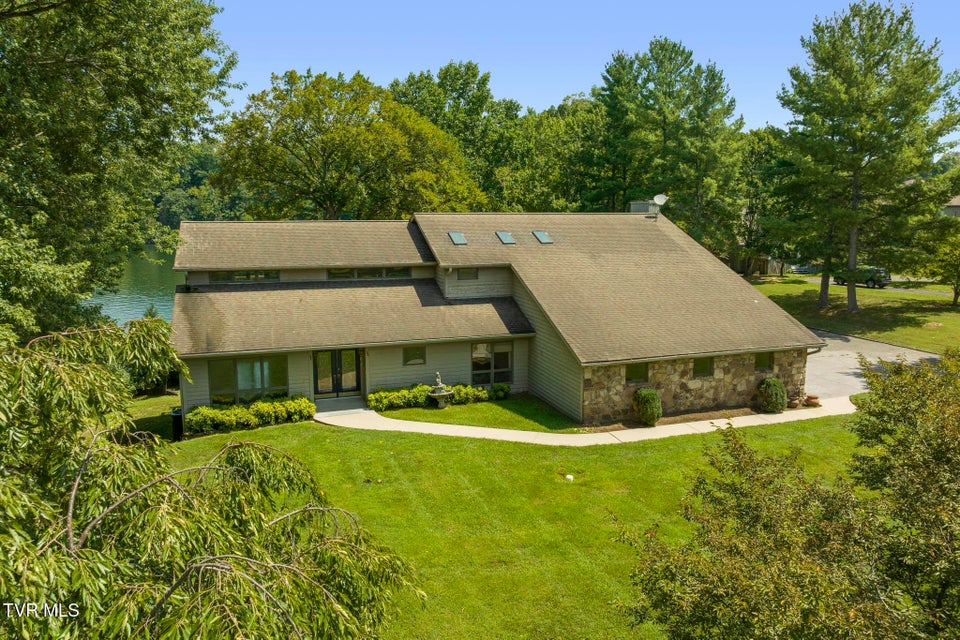 Photo #2: 218 Lake Meadow Drive