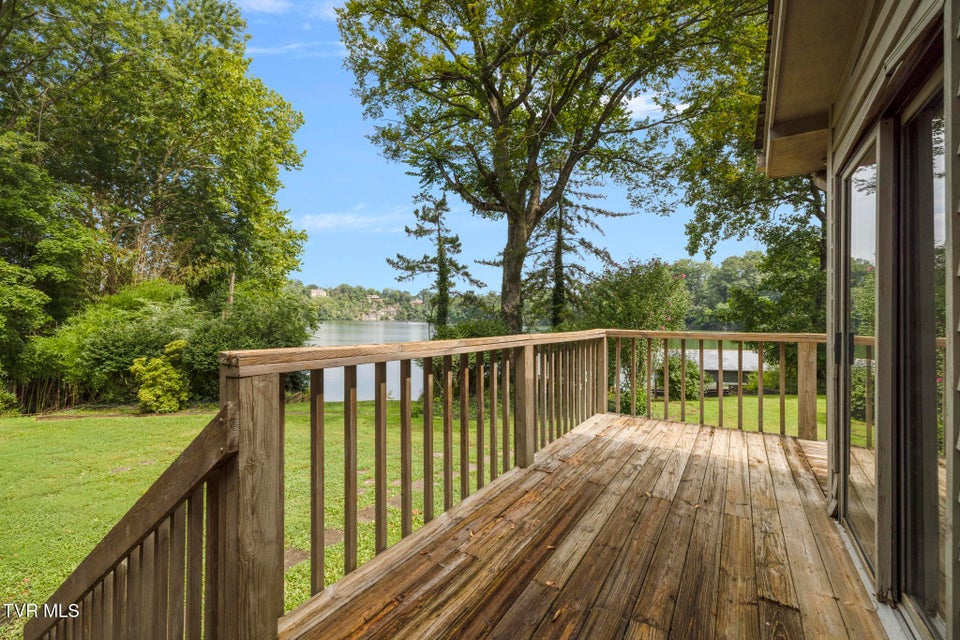 Photo #25: 218 Lake Meadow Drive