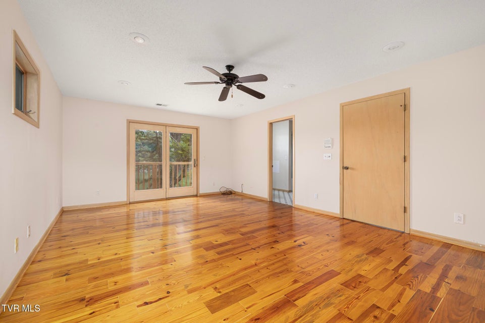 Photo #37: 218 Lake Meadow Drive