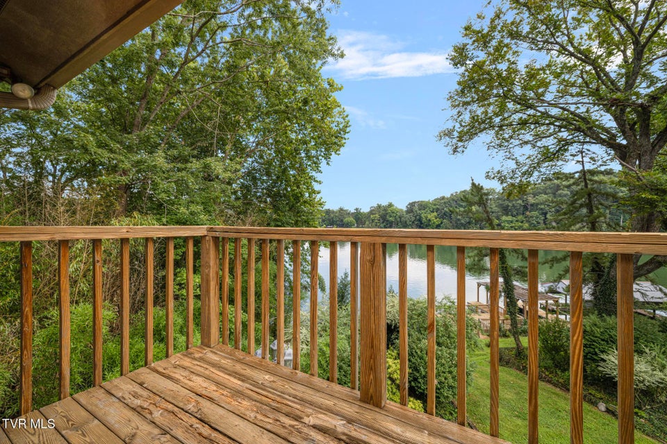 Photo #39: 218 Lake Meadow Drive