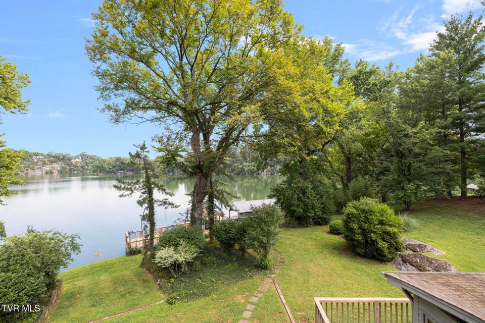 Photo #45: 218 Lake Meadow Drive