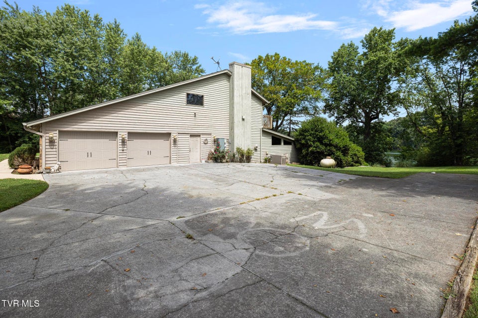 Photo #77: 218 Lake Meadow Drive