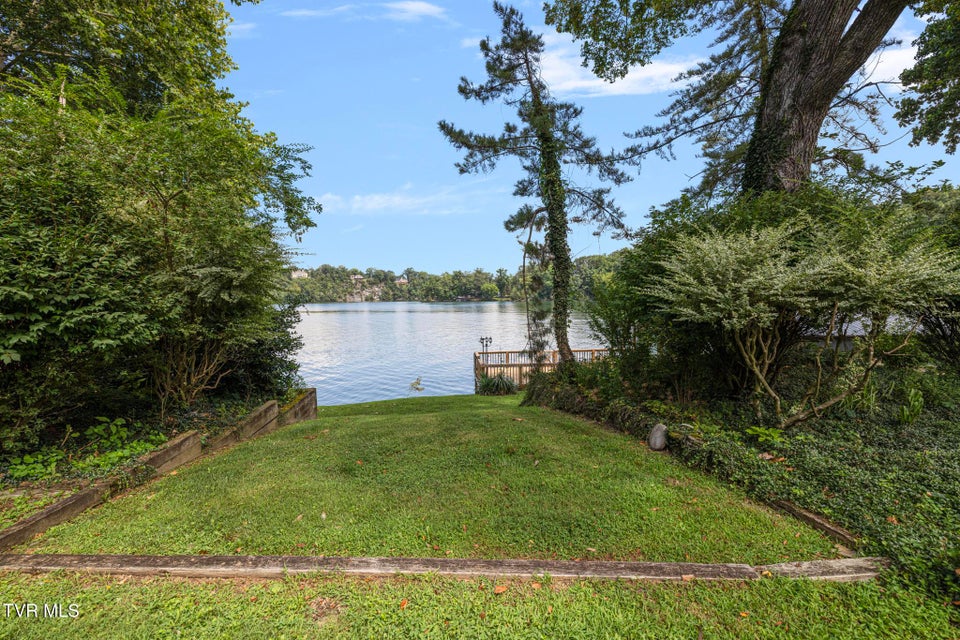 Photo #81: 218 Lake Meadow Drive