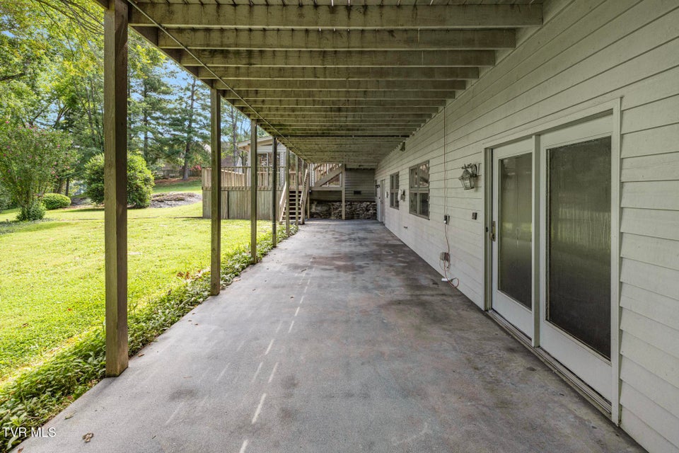 Photo #82: 218 Lake Meadow Drive