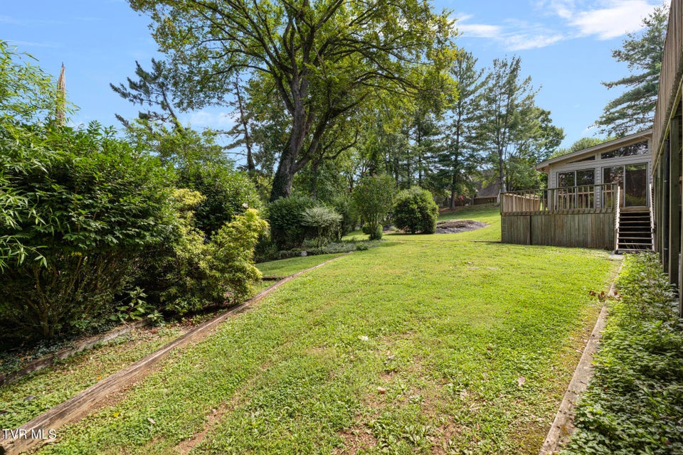 Photo #83: 218 Lake Meadow Drive