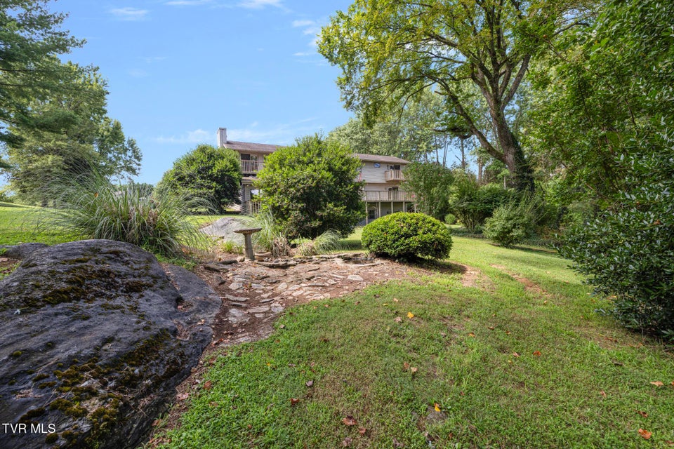 Photo #87: 218 Lake Meadow Drive