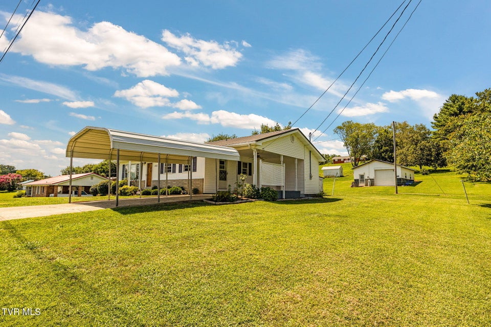 Photo #4: 103 King Drive