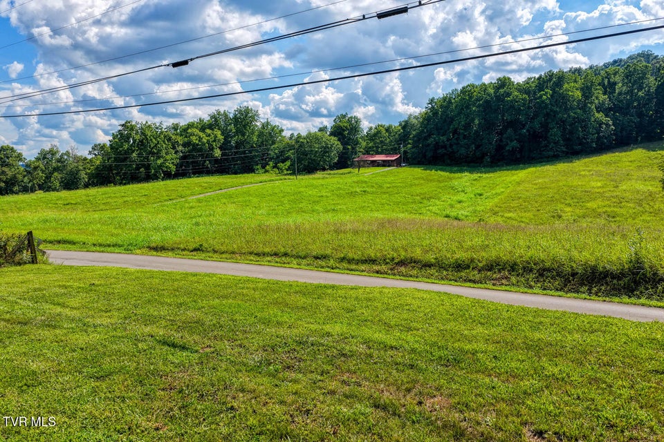 Photo #60: 188 Meadow View Road