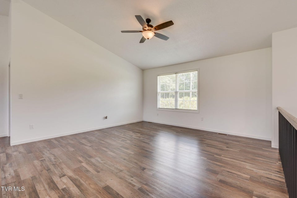 Photo #7: 6245 Snapps Ferry Road