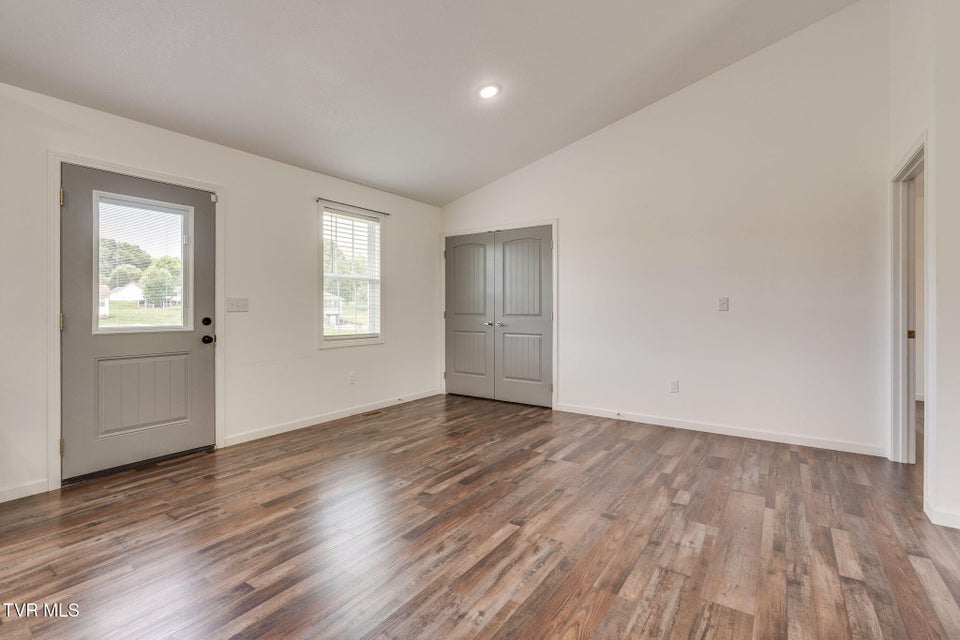 Photo #11: 6245 Snapps Ferry Road