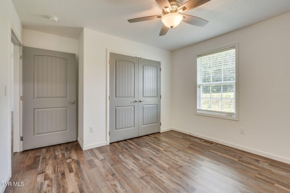 Photo #28: 6245 Snapps Ferry Road