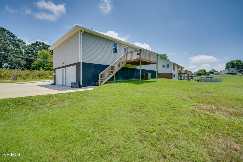 Photo #37: 6245 Snapps Ferry Road