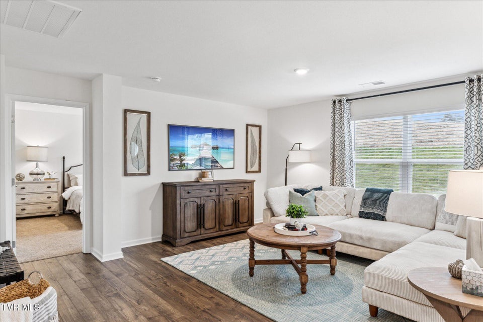 Photo #7: 652 Saint Andrews Drive